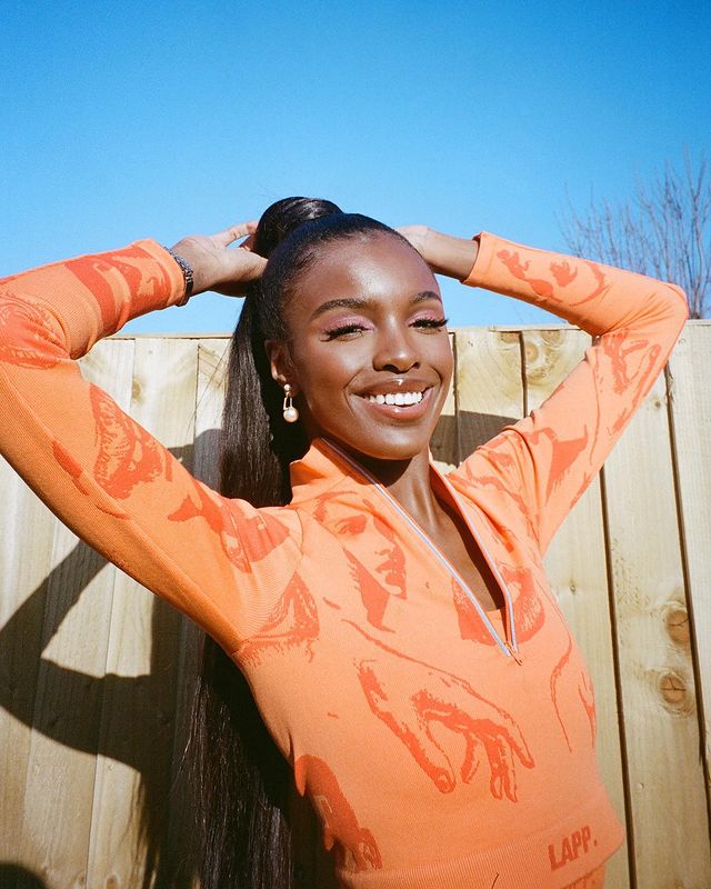 Leomie anderson smiling hd